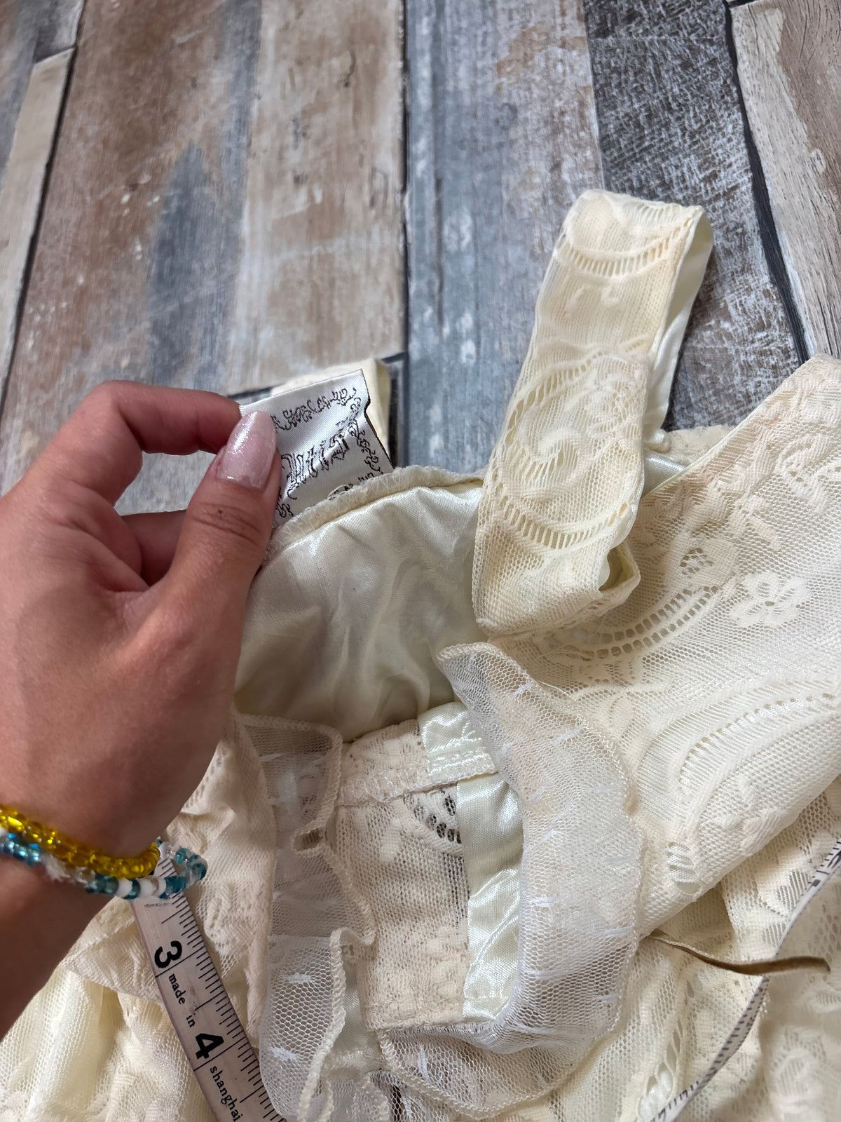 Japanese cami top cream floral frill hem size 10