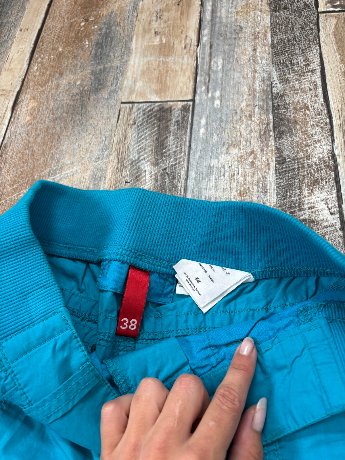 turquoise capri trousers cropped cargo style 8-10