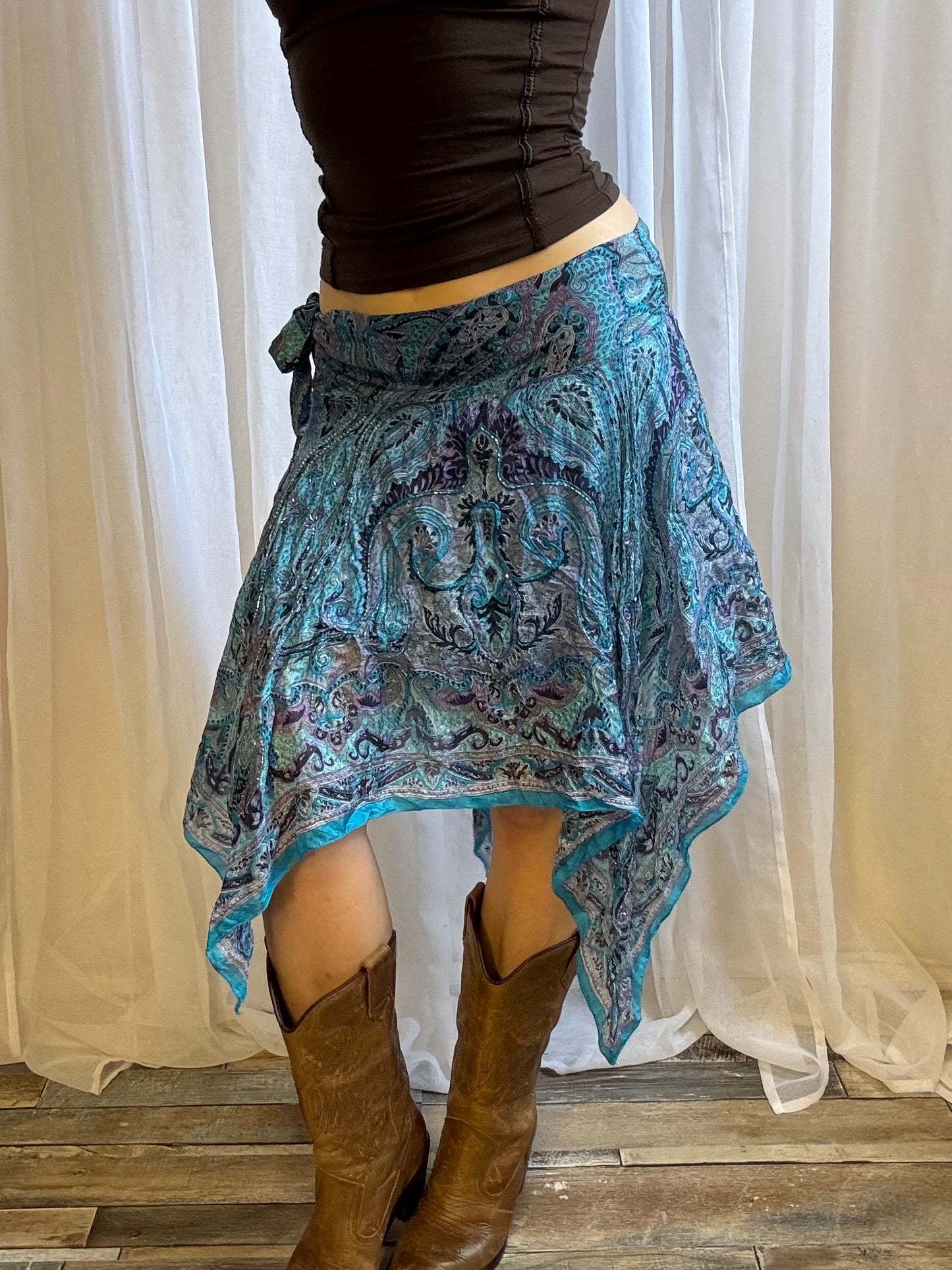 silk midi skirt hanky hem beaded tie side blue paisley size 10