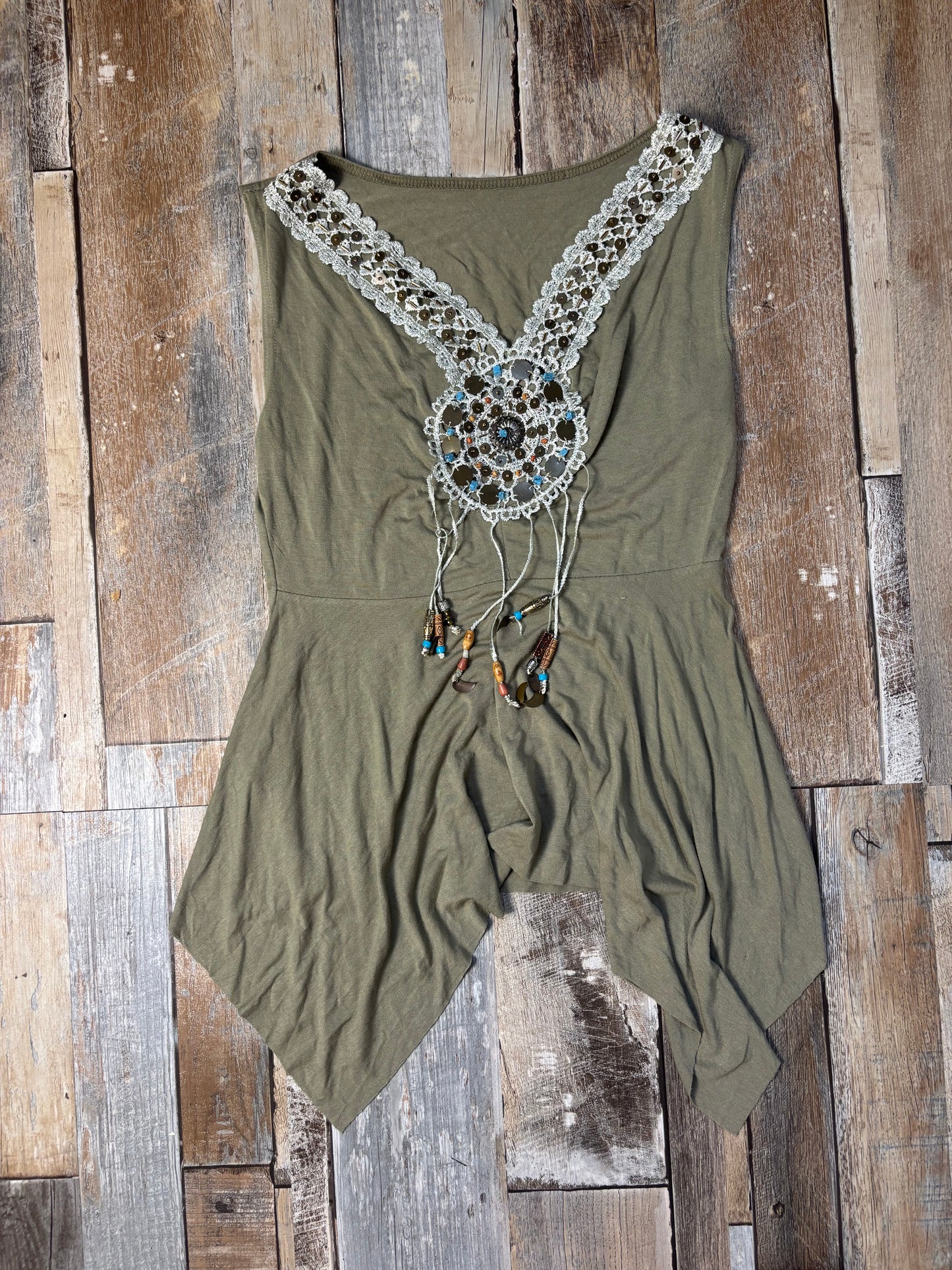 asymmetric hem fairy cami green crochet beaded size 10